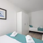 Beachfront Providenca With Free Parking Makarska