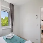 Beachfront Providenca With Free Parking Makarska