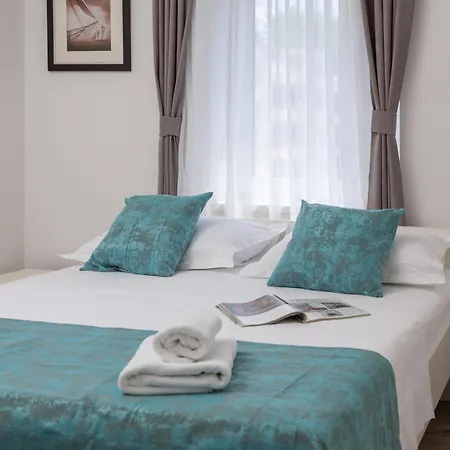 Beachfront Providenca With Free Parking * Makarska