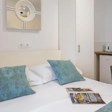 Apartment Beachfront Providenca With Free Parking